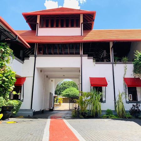 The Triangle Hotel Anuradhapura Zewnętrze zdjęcie