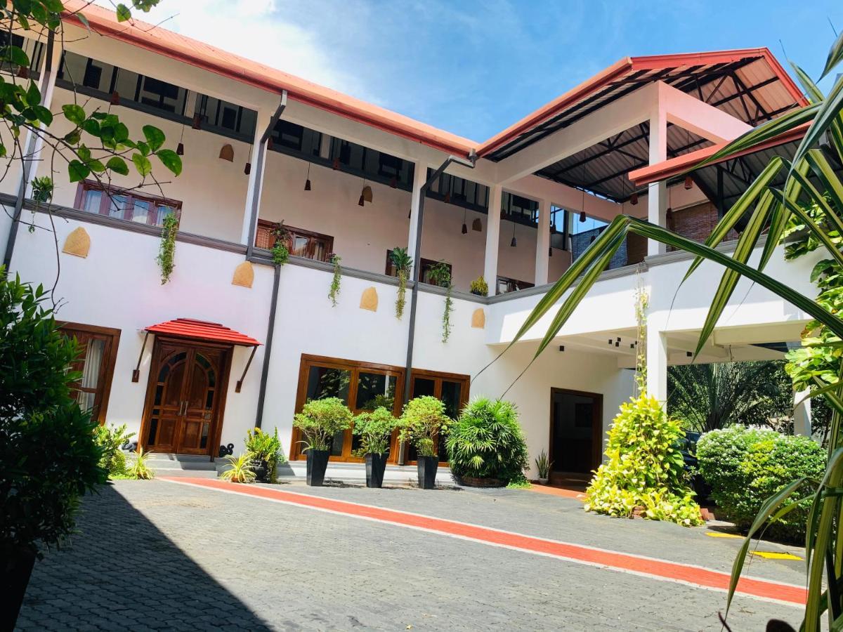 The Triangle Hotel Anuradhapura Zewnętrze zdjęcie
