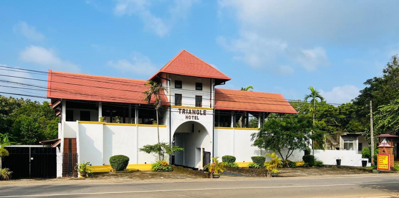 The Triangle Hotel Anuradhapura Zewnętrze zdjęcie