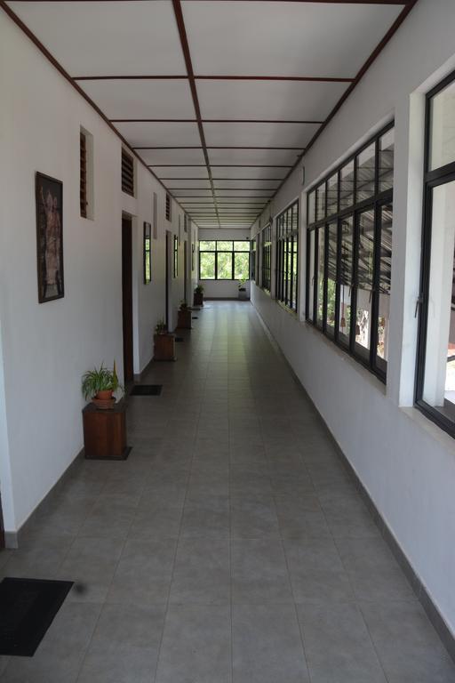 The Triangle Hotel Anuradhapura Zewnętrze zdjęcie